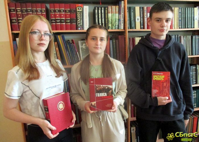 Я перо приравняю к штыку…